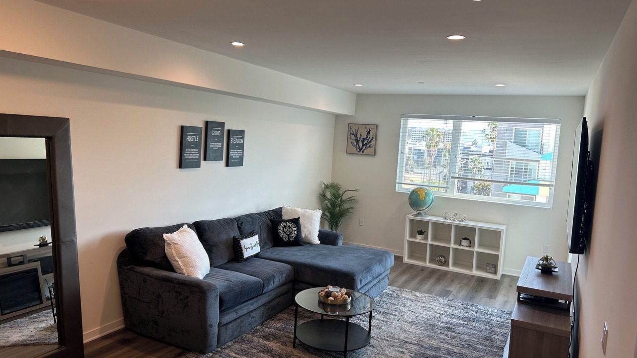 Photo of Livingroom in Burbank