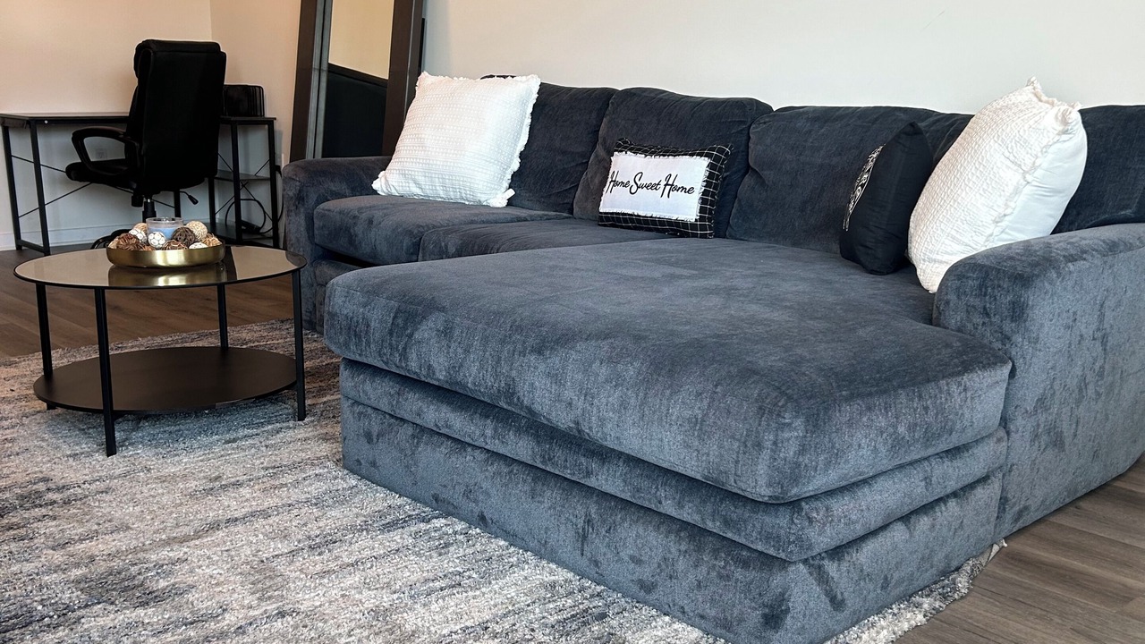 Photo of Livingroom in Burbank