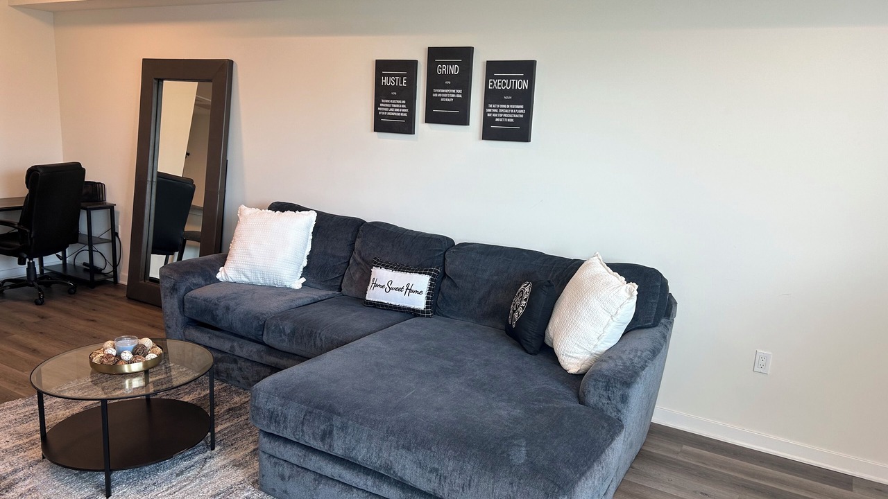 Photo of Livingroom in Burbank