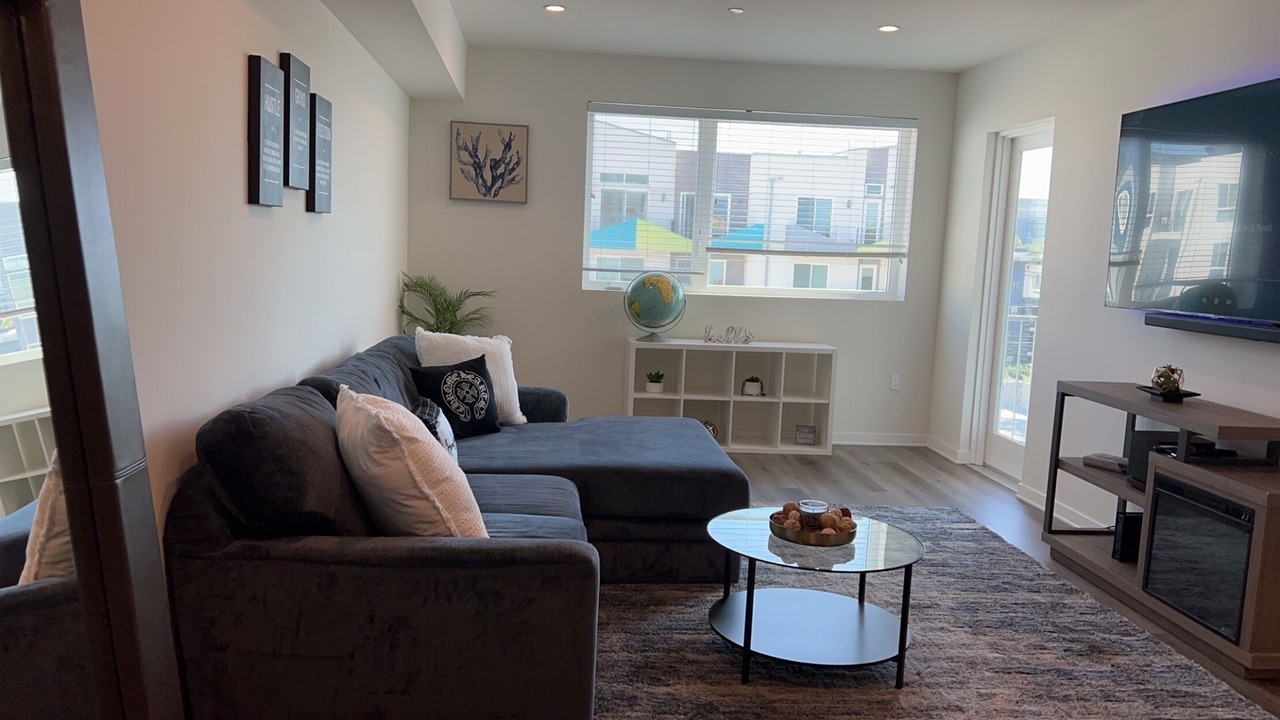 Photo of Livingroom in Burbank