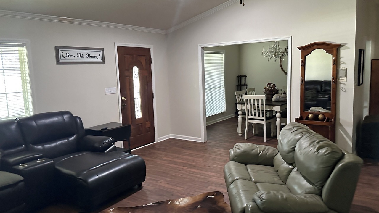 Photo of Livingroom in Clopton