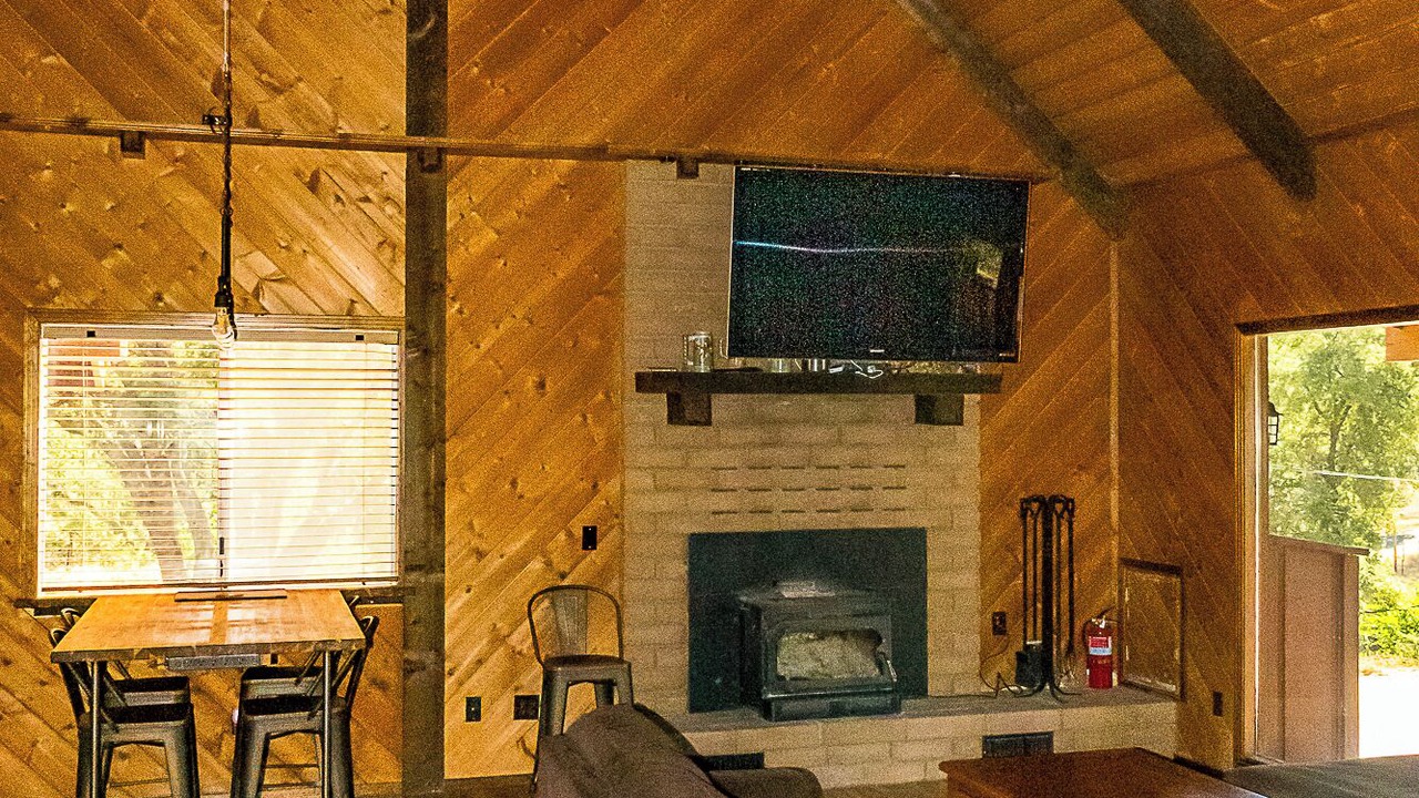 Photo of Livingroom in Badger