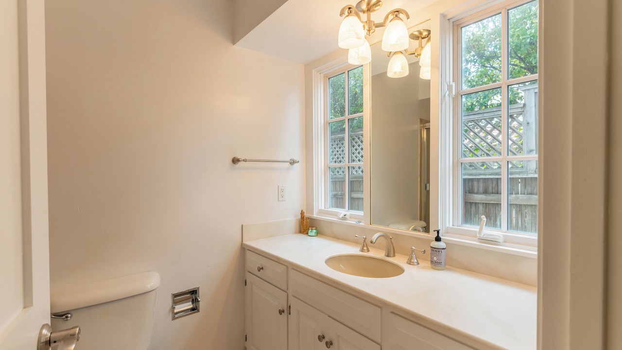 Photo of Bathroom in Carmel Point