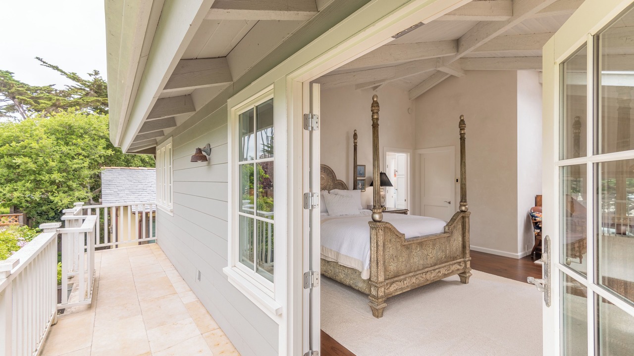 Photo of Patio Balcony in Carmel Point
