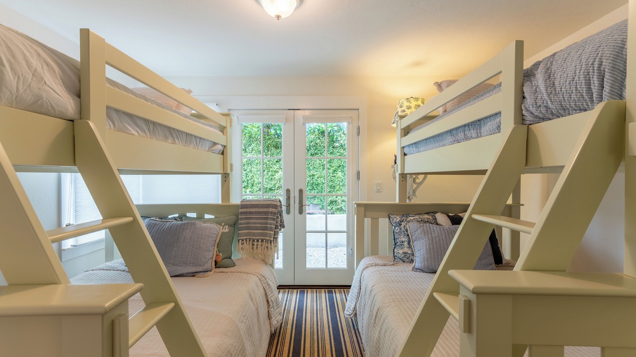Photo of Bedroom in Carmel Point