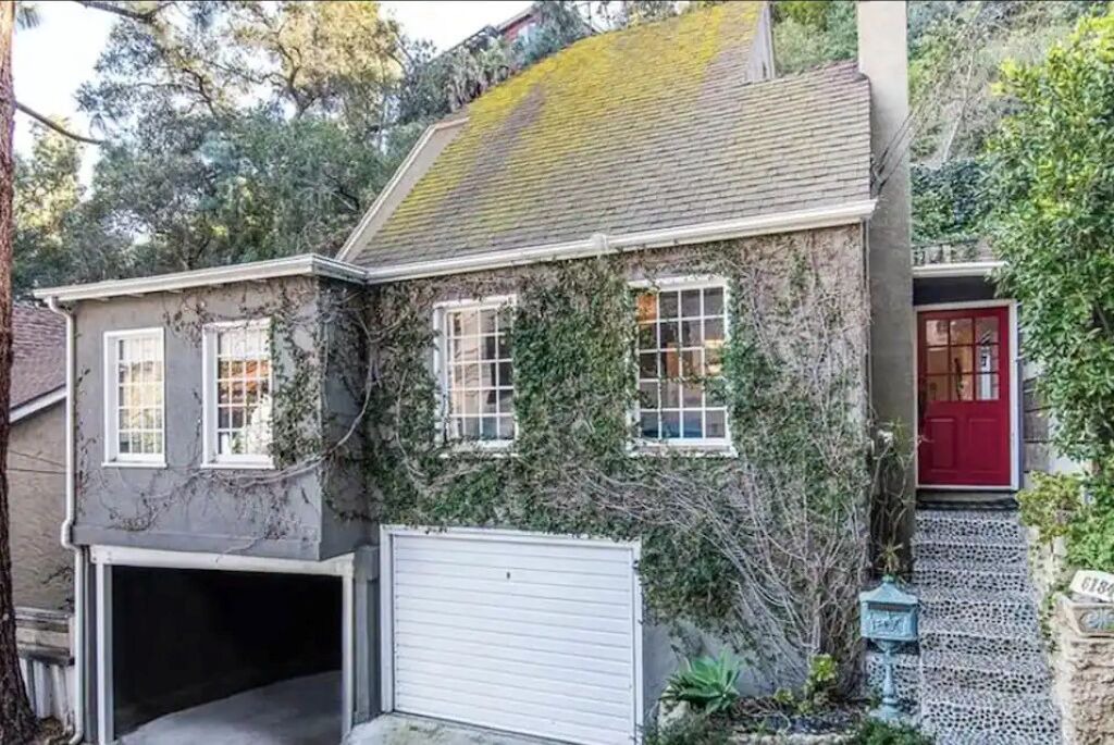 Photo of Outdoor in Beachwood Canyon