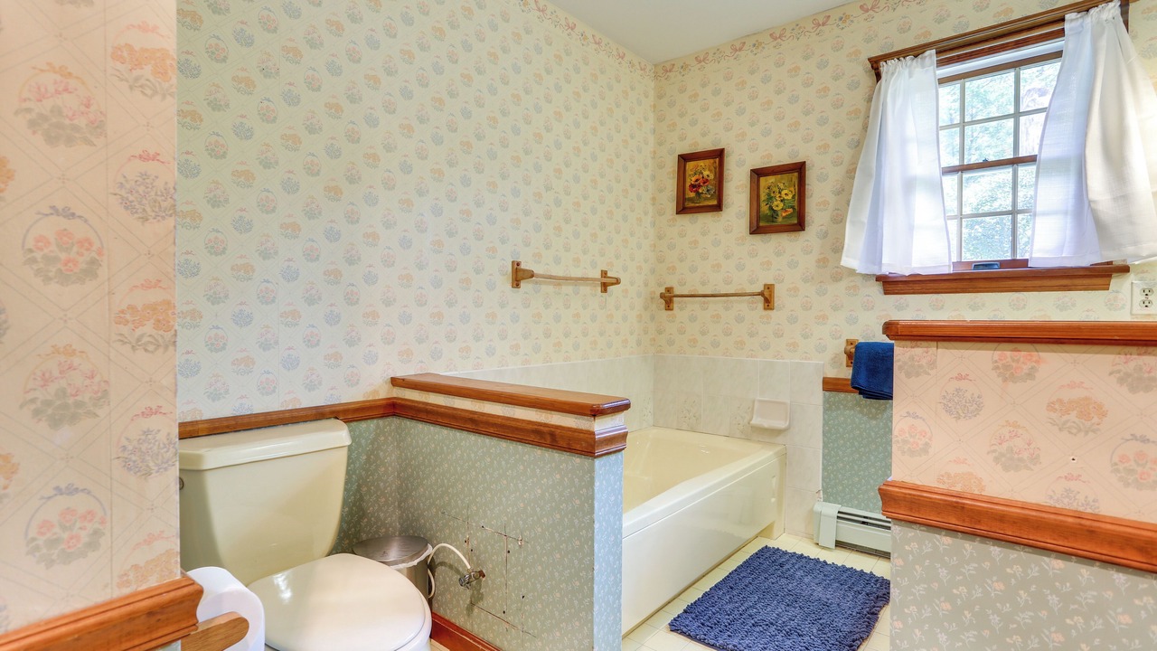 Photo of Bathroom in Sparrow Bush