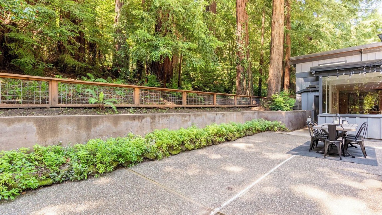 Photo of Outdoor in Redwood City