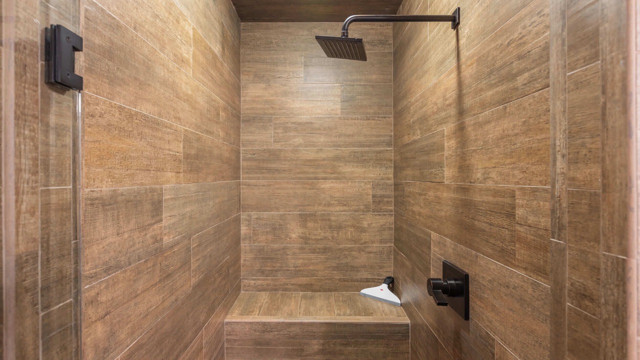 Photo of Bathroom in Granite Ridge