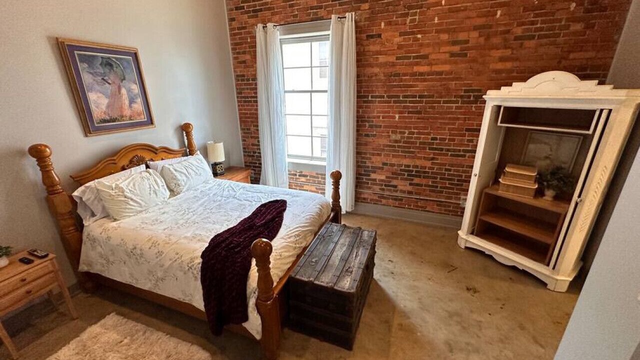 Photo of Bedroom in Gadsden