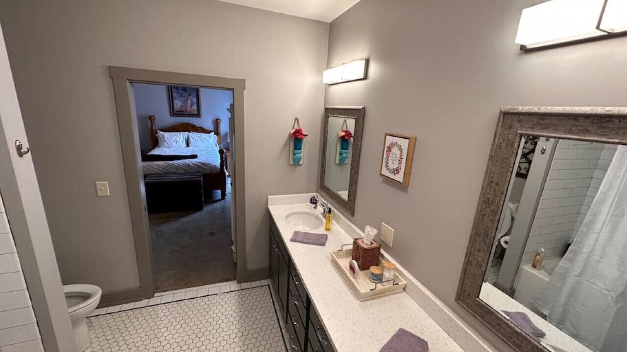 Photo of Bathroom in Gadsden