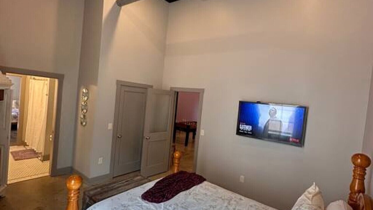 Photo of Bedroom in Gadsden