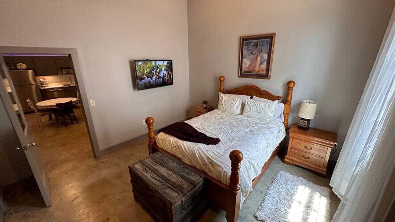 Photo of Bedroom in Gadsden