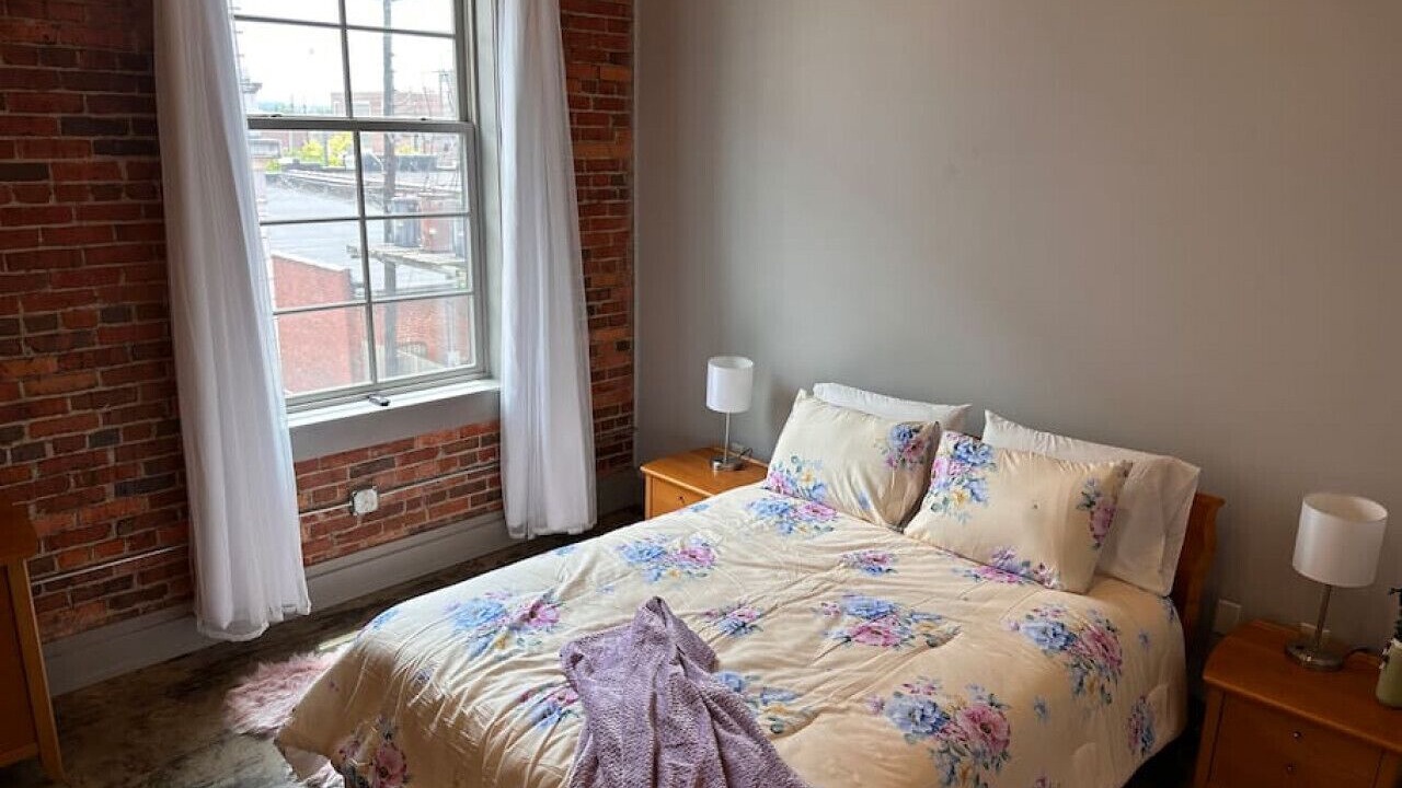 Photo of Bedroom in Gadsden