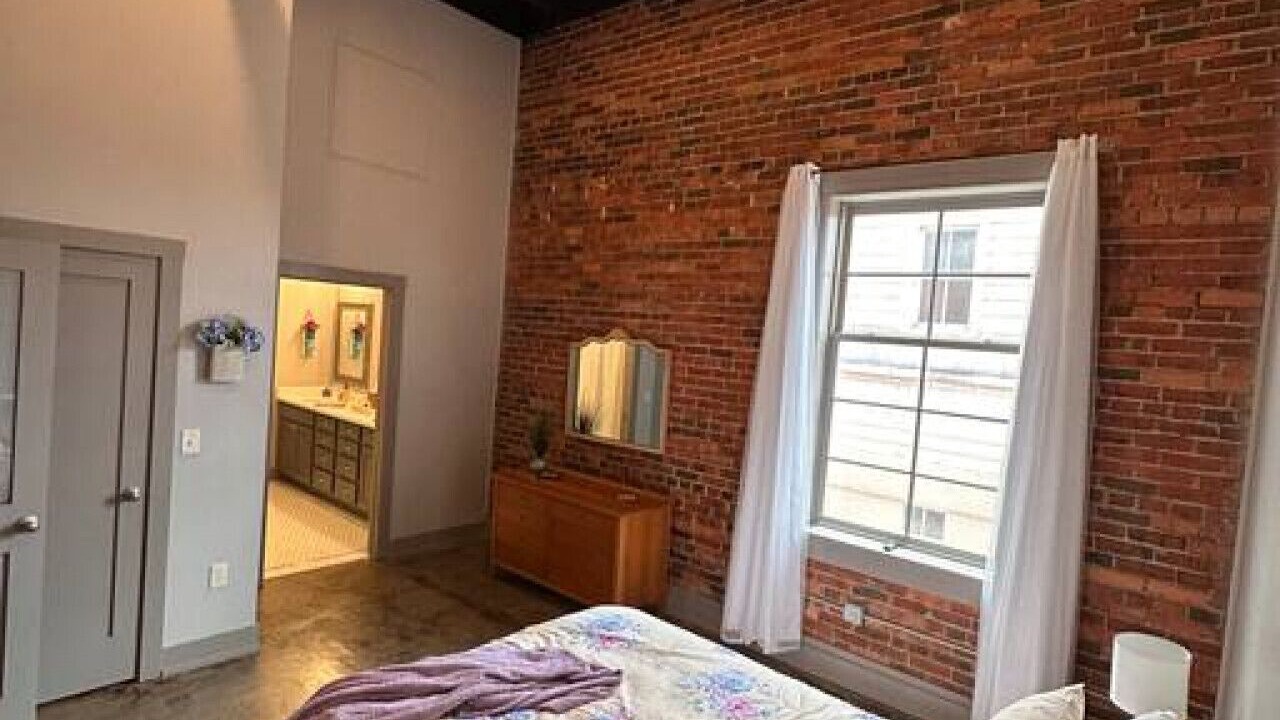 Photo of Bedroom in Gadsden