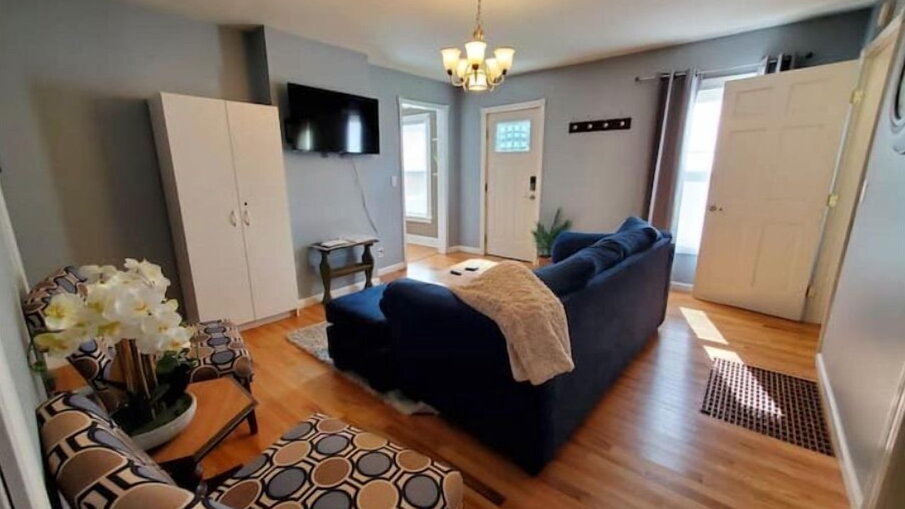 Photo of Livingroom in Auburn