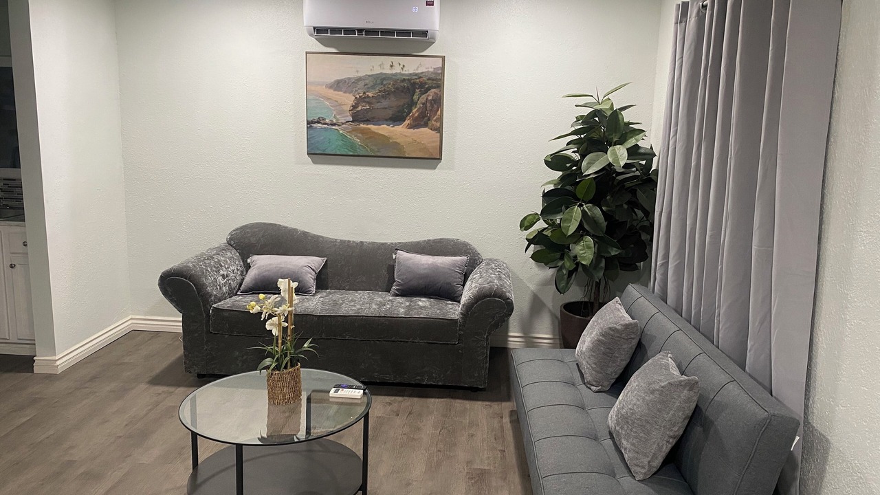 Photo of Livingroom in Lakeland Village