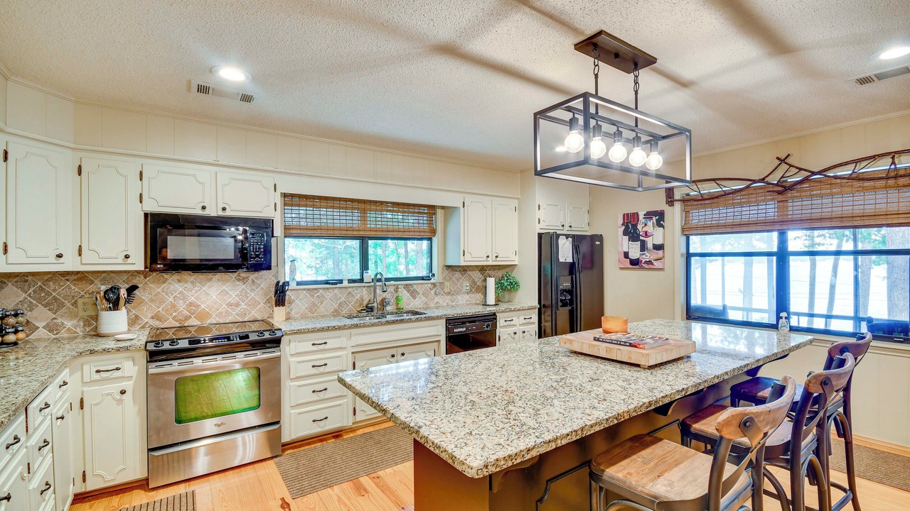 Photo of Kitchen in Alexander City
