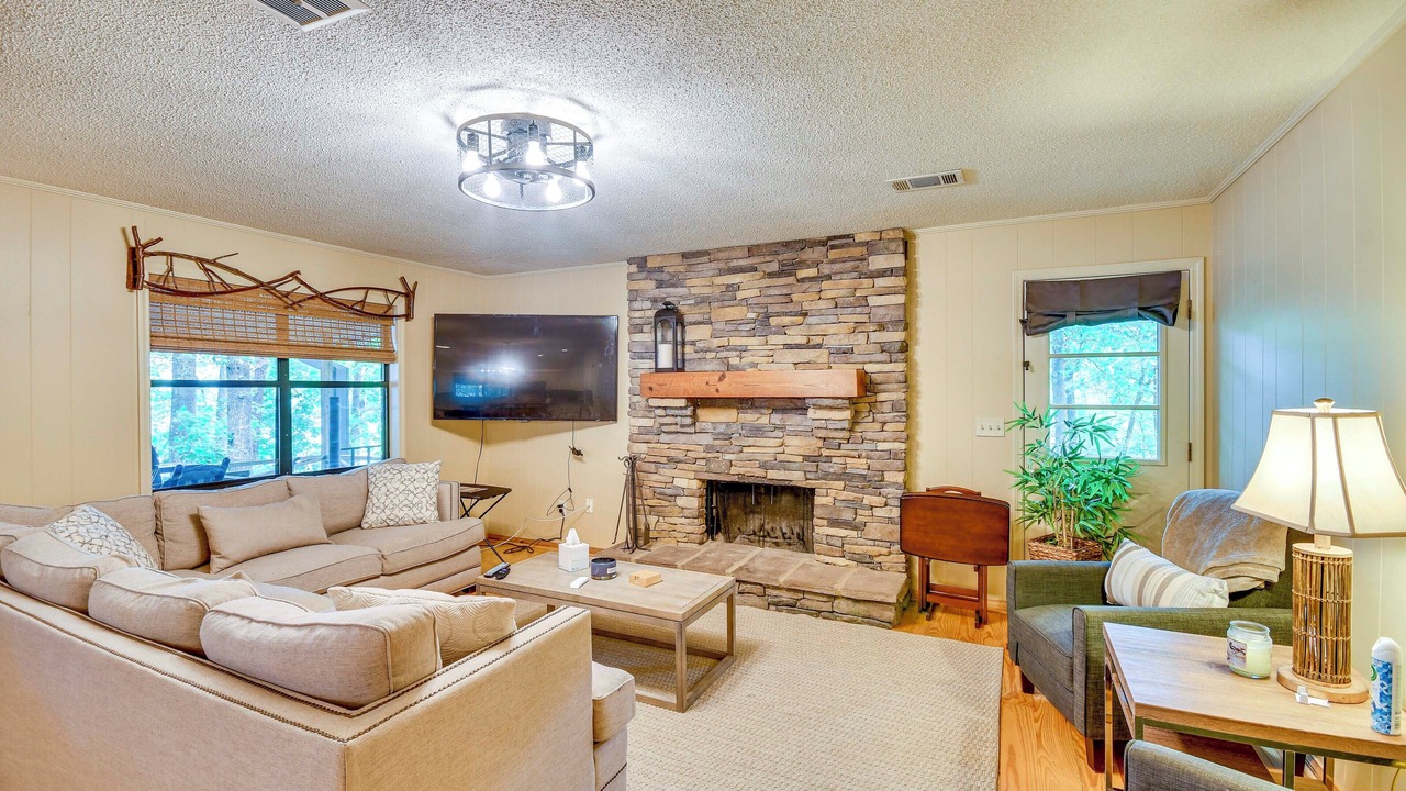 Photo of Bedroom in Alexander City