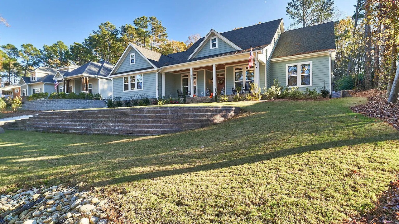 Photo of Outdoor in Whispering Pines