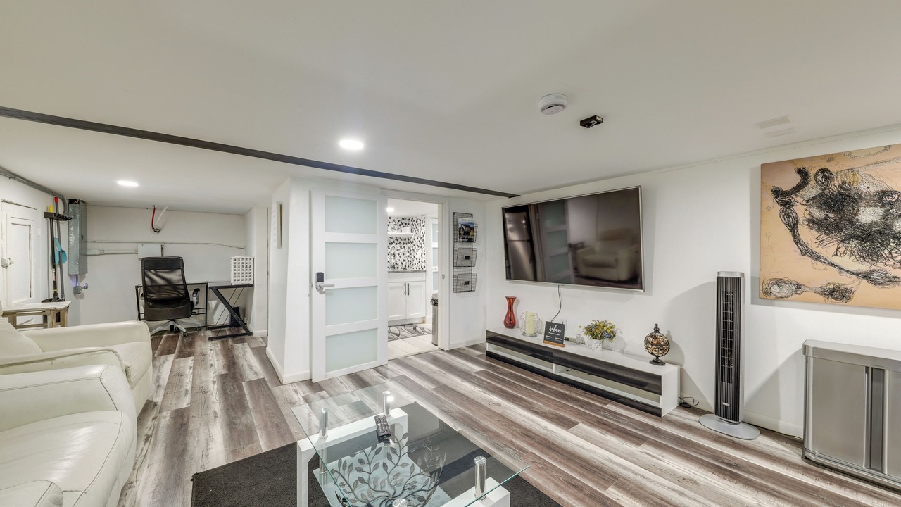 Photo of Livingroom in West Park