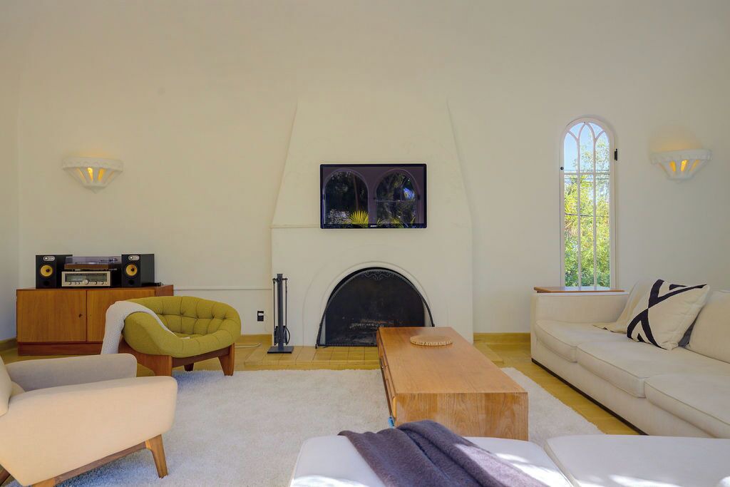 Photo of Livingroom in Los Feliz