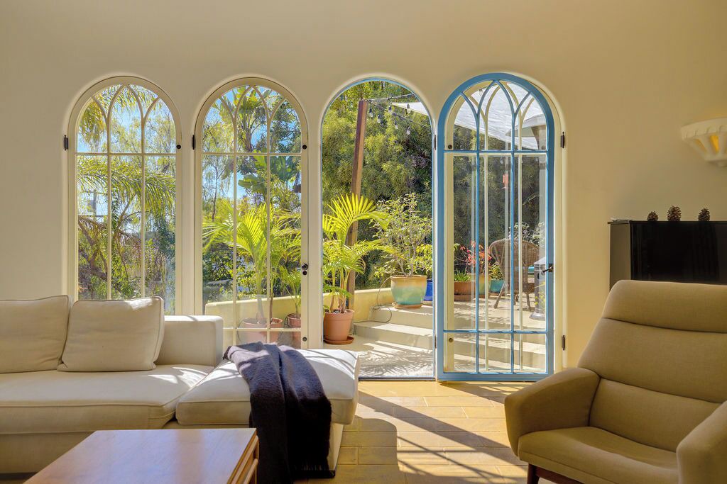 Photo of Livingroom in Los Feliz