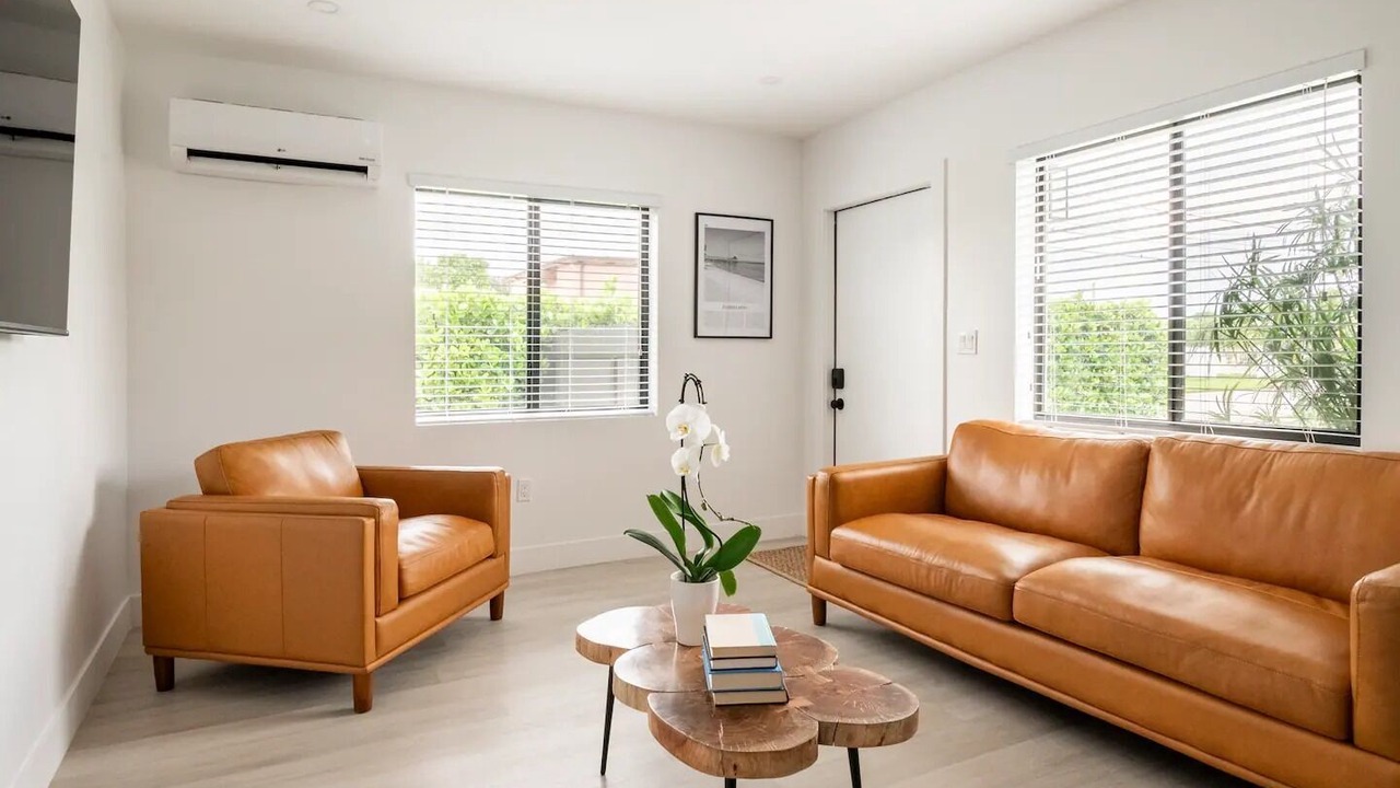 Photo of Livingroom in Coral Terrace