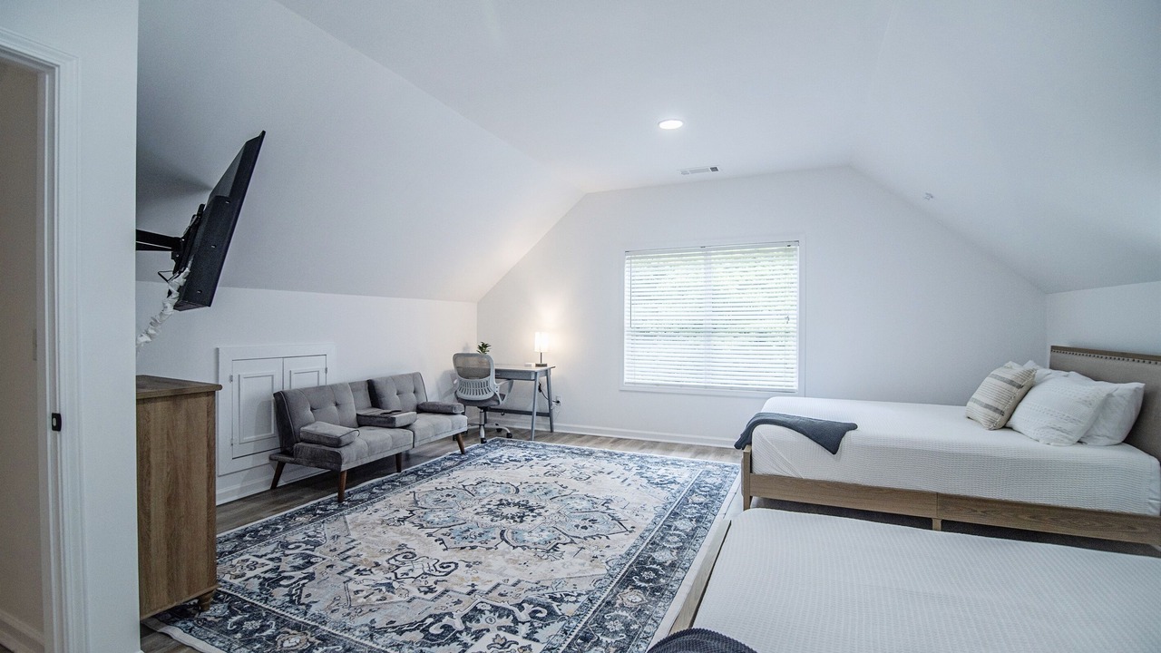 Photo of Bedroom in Alexander City