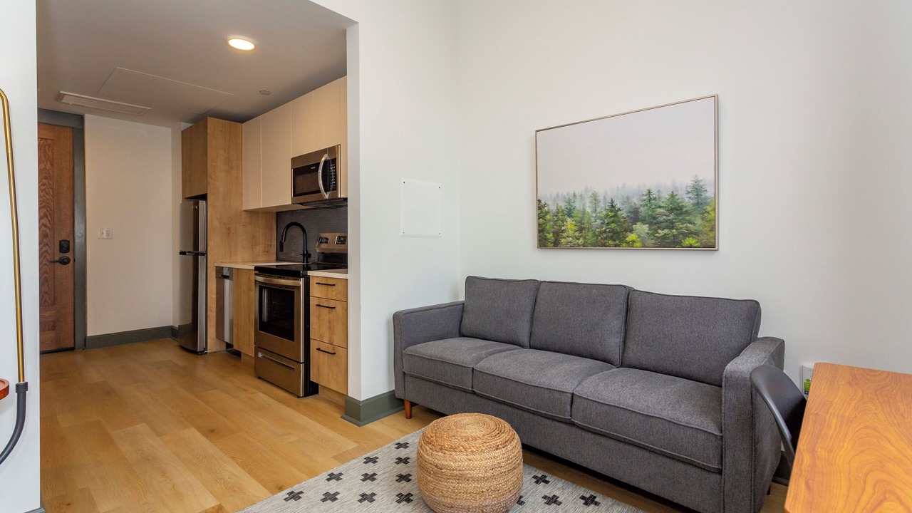 Photo of Livingroom in Central City