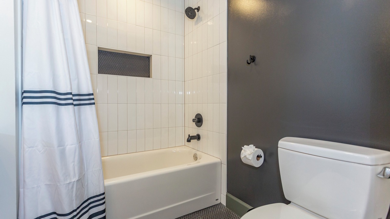 Photo of Bathroom in Central City