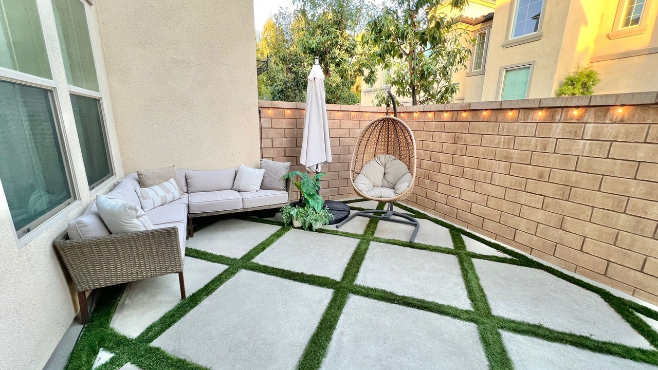 Photo of Patio Balcony in Lake Forest