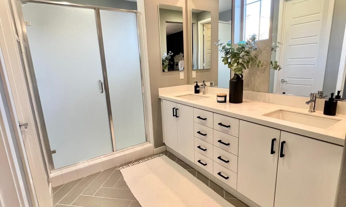 Photo of Bathroom in Lake Forest