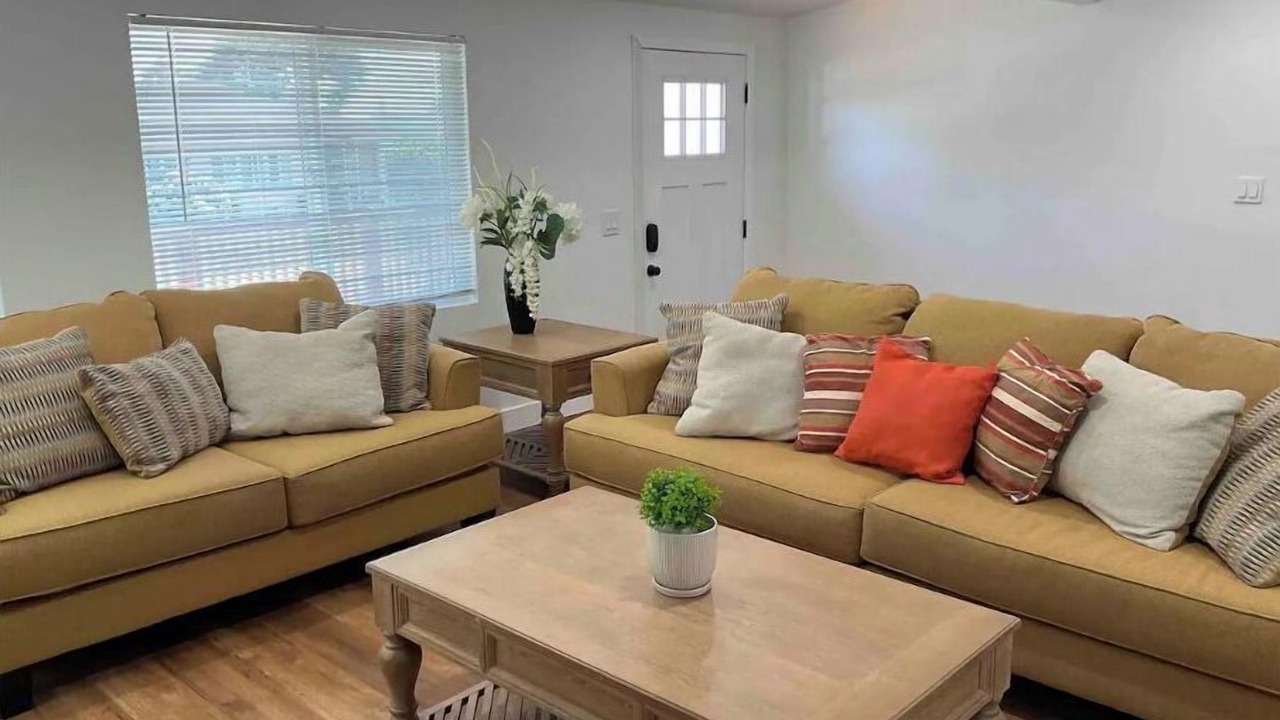 Photo of Livingroom in Los Angeles