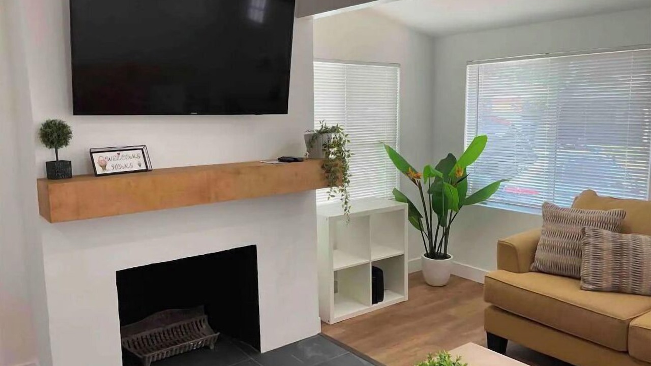 Photo of Livingroom in Los Angeles