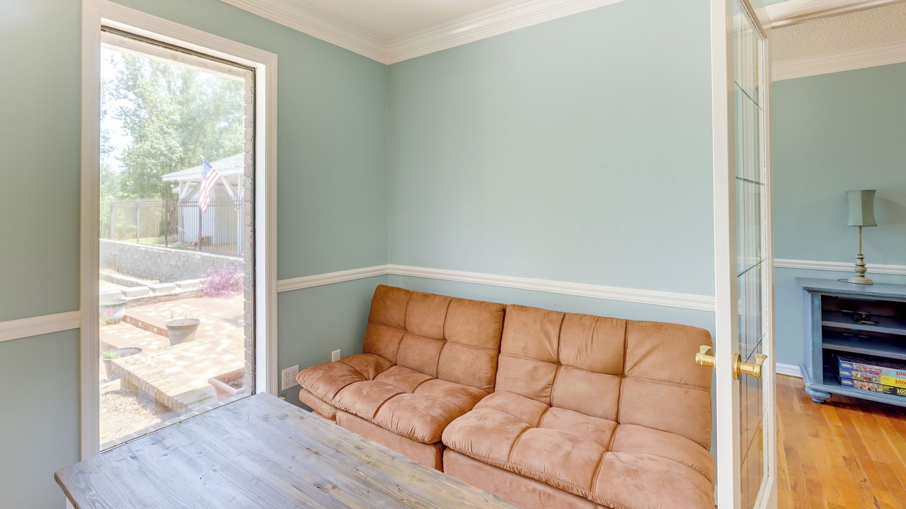 Photo of Livingroom in Greensboro