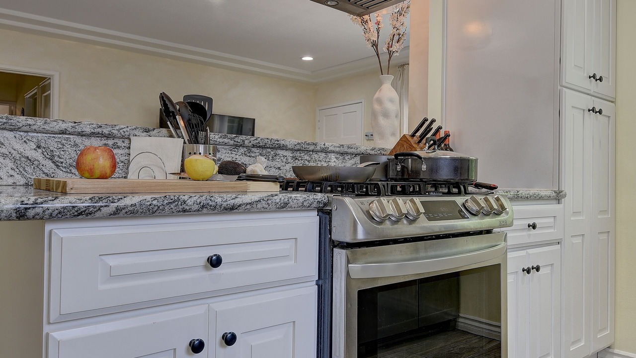 Photo of Kitchen in Anaheim Colony Historic District