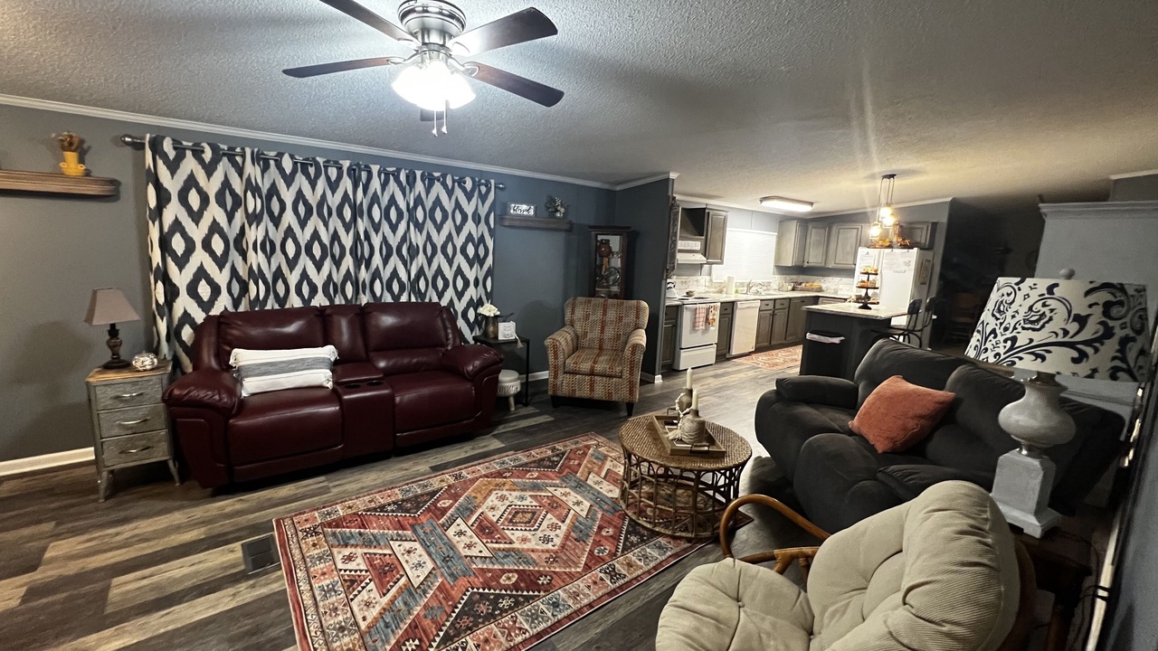 Photo of Livingroom in Duncanville