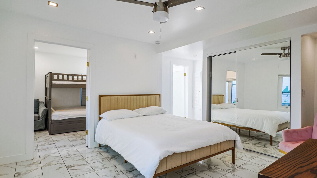 Photo of Bedroom in Pacific Palisades