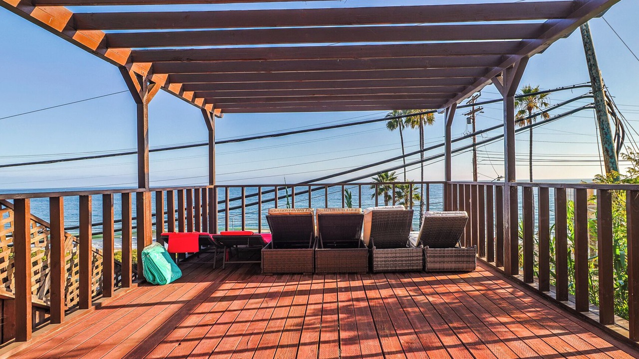 Photo of Patio Balcony in Pacific Palisades