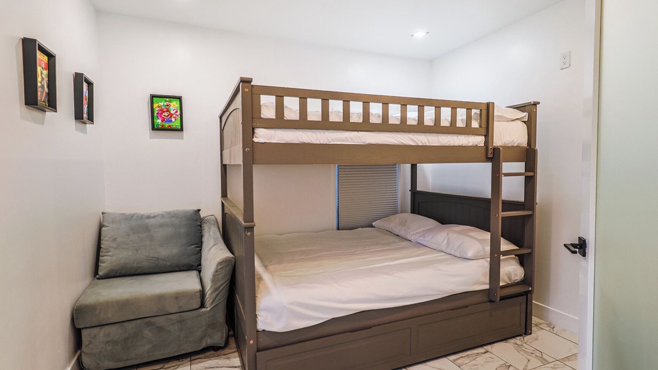 Photo of Bedroom in Pacific Palisades