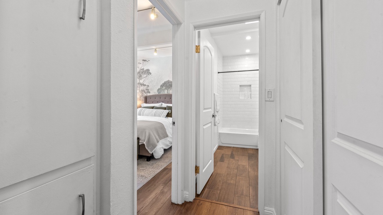 Photo of Bedroom in Valley Village