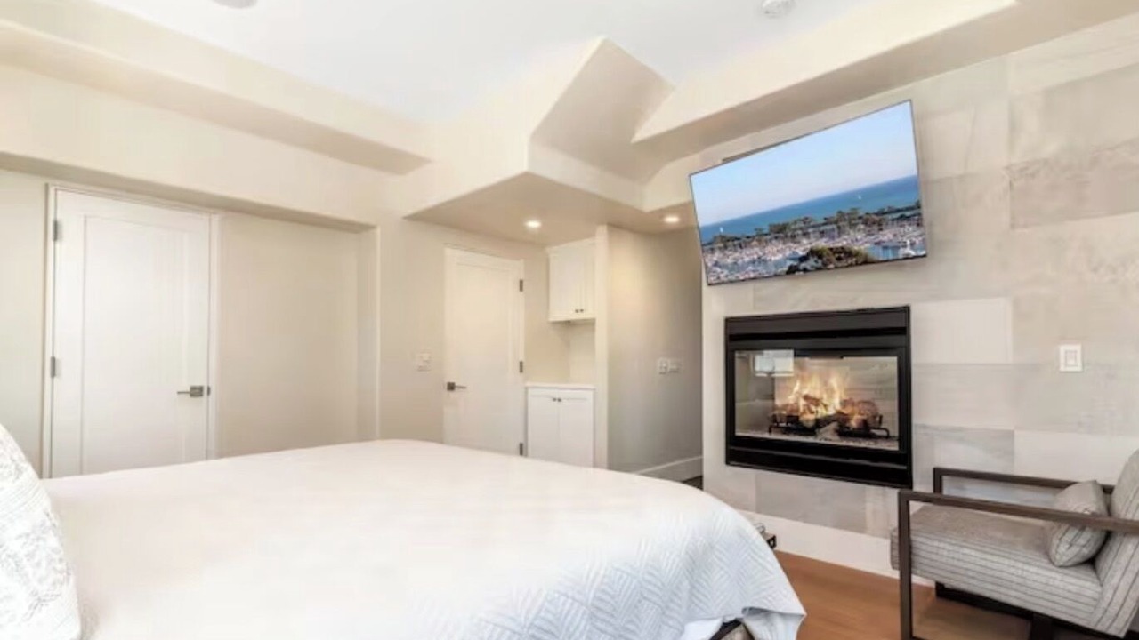 Photo of Livingroom in Corona del Mar