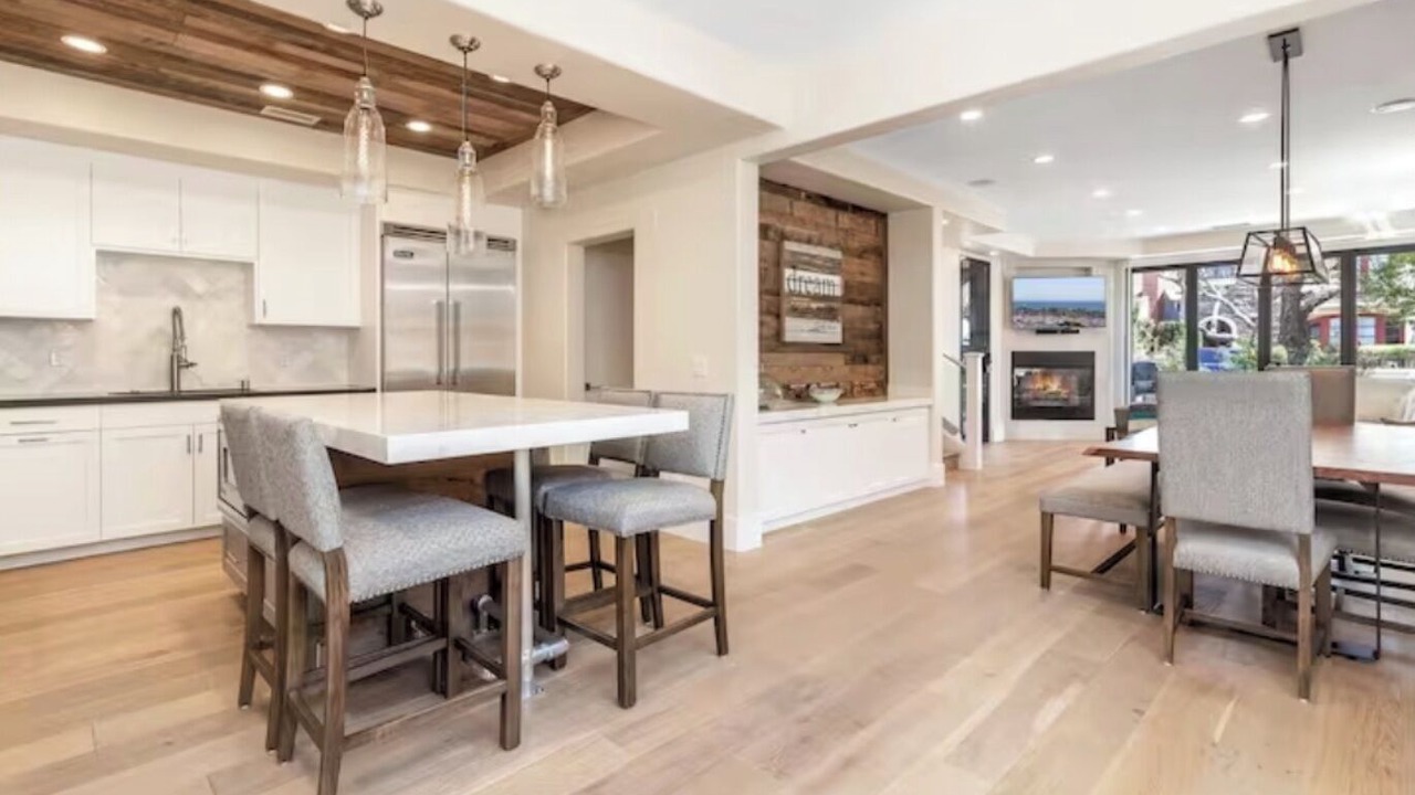 Photo of Bedroom in Corona del Mar