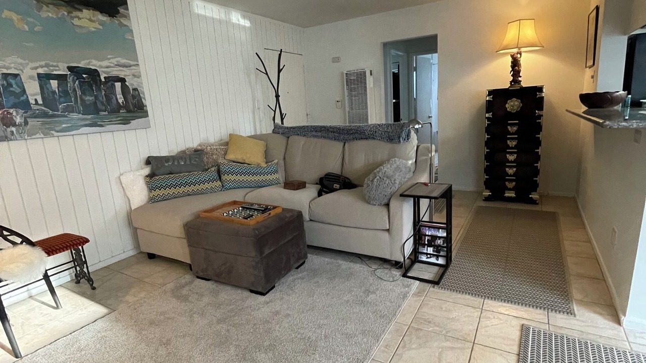 Photo of Livingroom in Huntington Beach