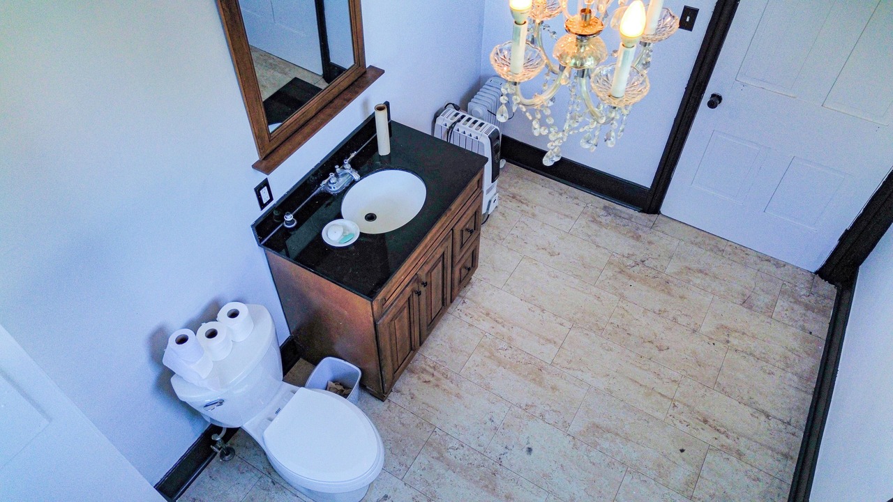 Photo of Bathroom in Halton Regional Municipality