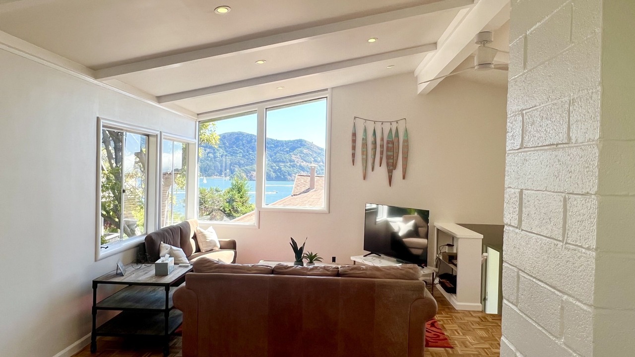 Photo of Livingroom in Belvedere Tiburon