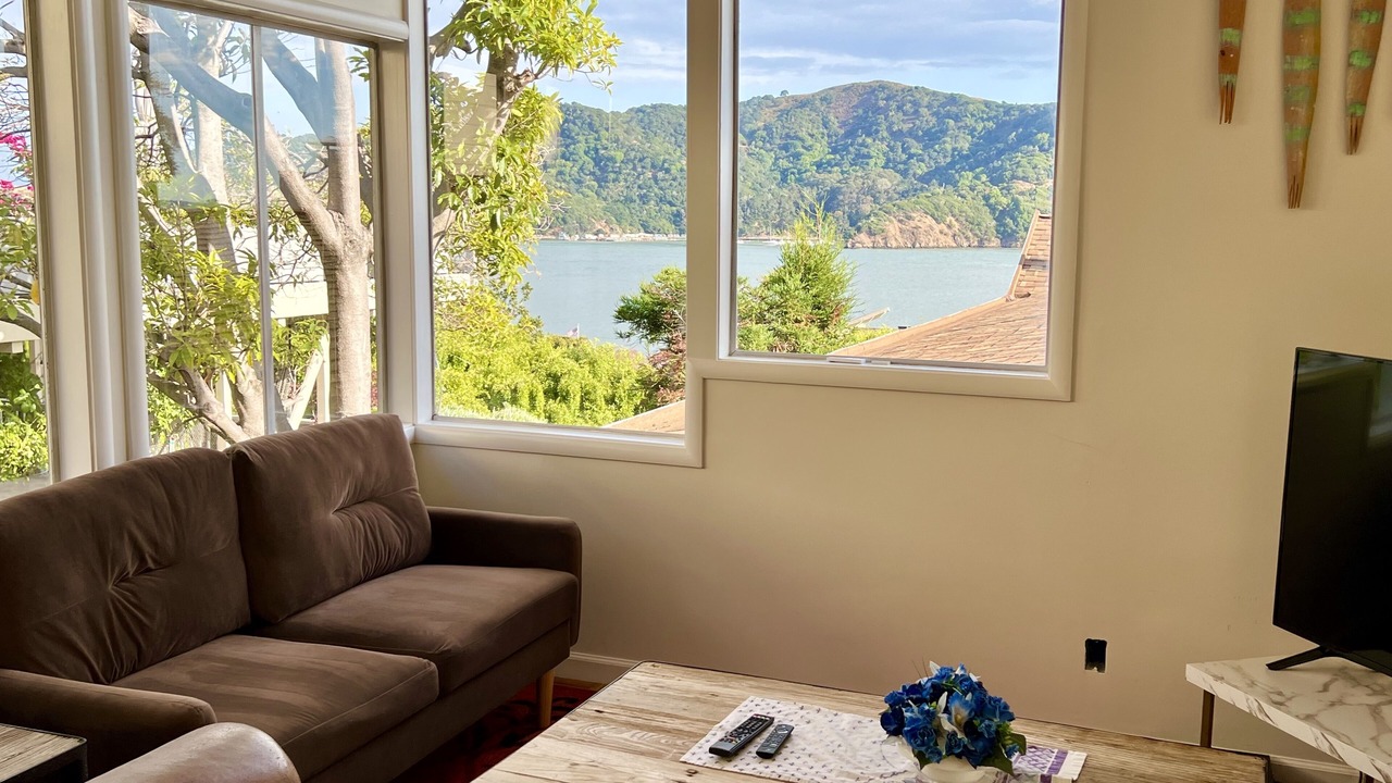 Photo of Livingroom in Belvedere Tiburon