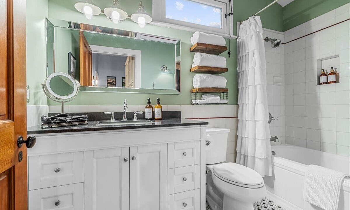 Photo of Bathroom in Old Town Historic District