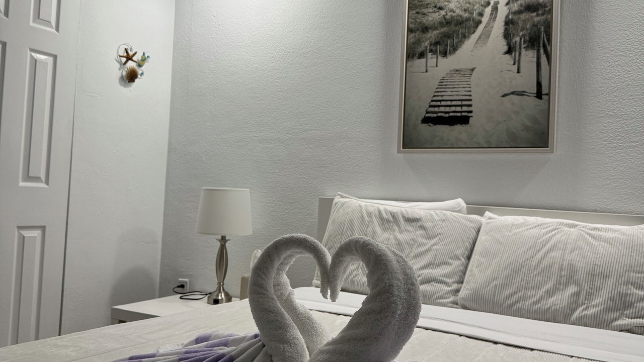 Photo of Bedroom in North Bay Village